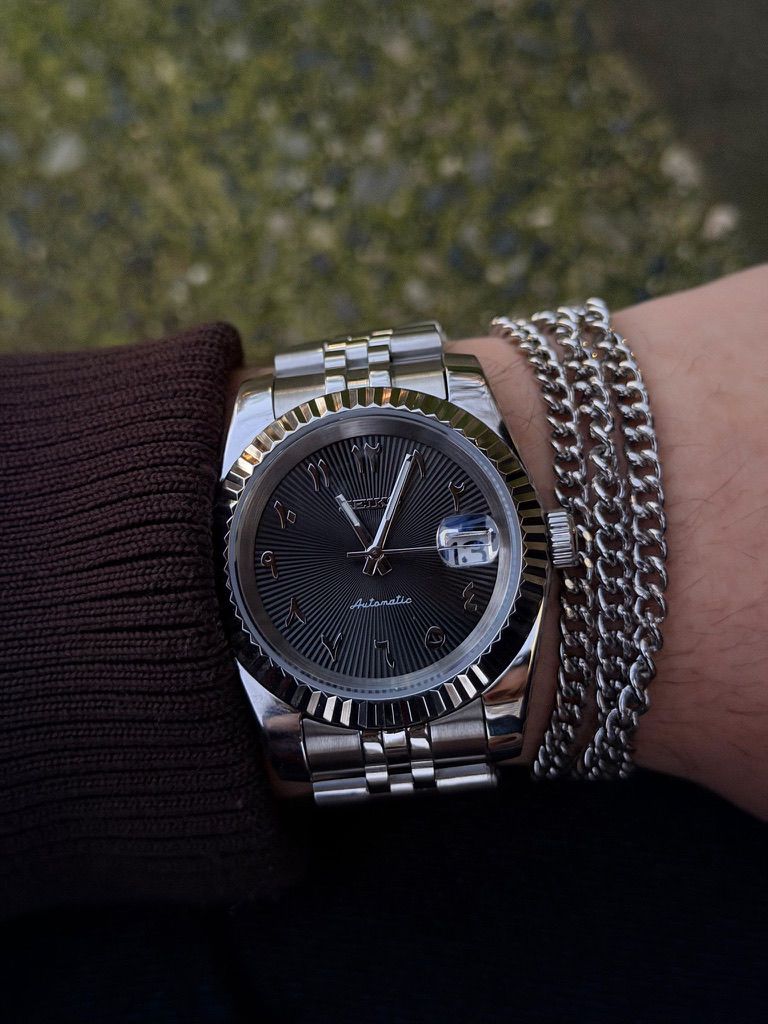 Watch 14